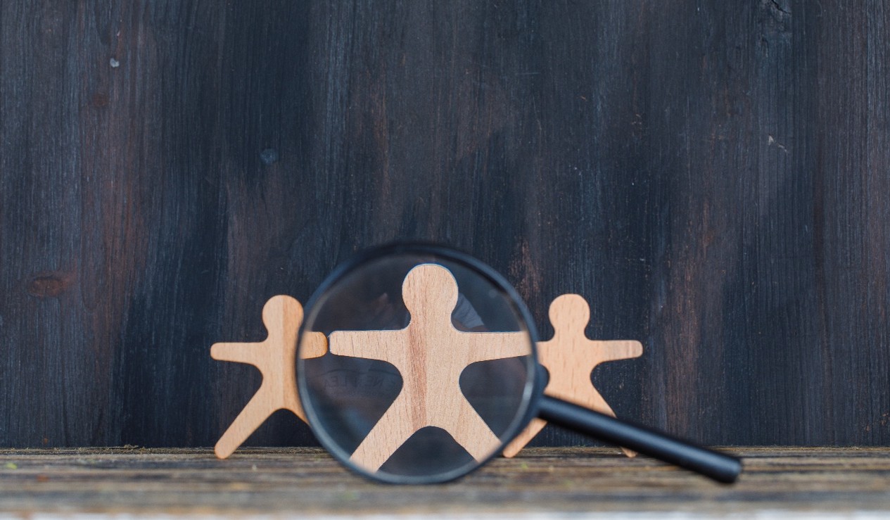 Middle managers supporting organizational change and transformation initiatives